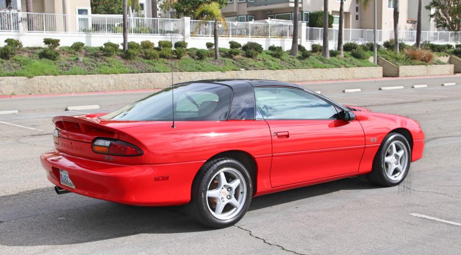  Chevrolet Camaro Z28 SS 1998 года  (фото 11 из 94)
